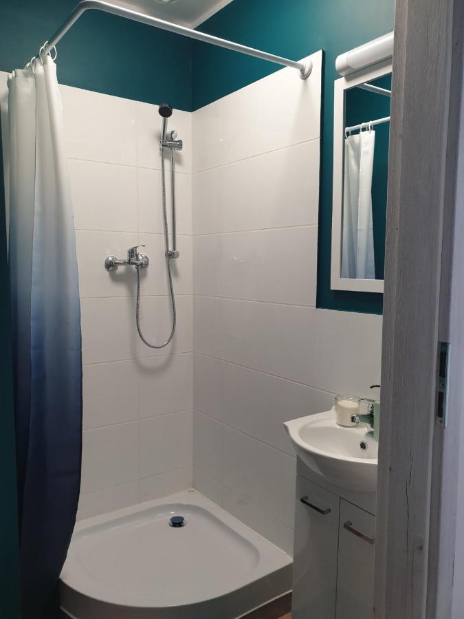 Unit Warsaw Room In Hostel Solec50 By Metro Station Centrum Kopernika Elektrownia Powisle Stadion Narodowy 외부 사진